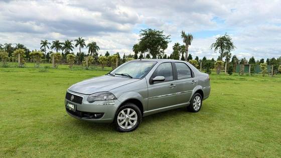 FIAT SIENA 1.4 MPI ELX 8V FLEX 4P MANUAL FIAT SIENA 1.4 MPI ELX 8V FLEX 4P MANUAL